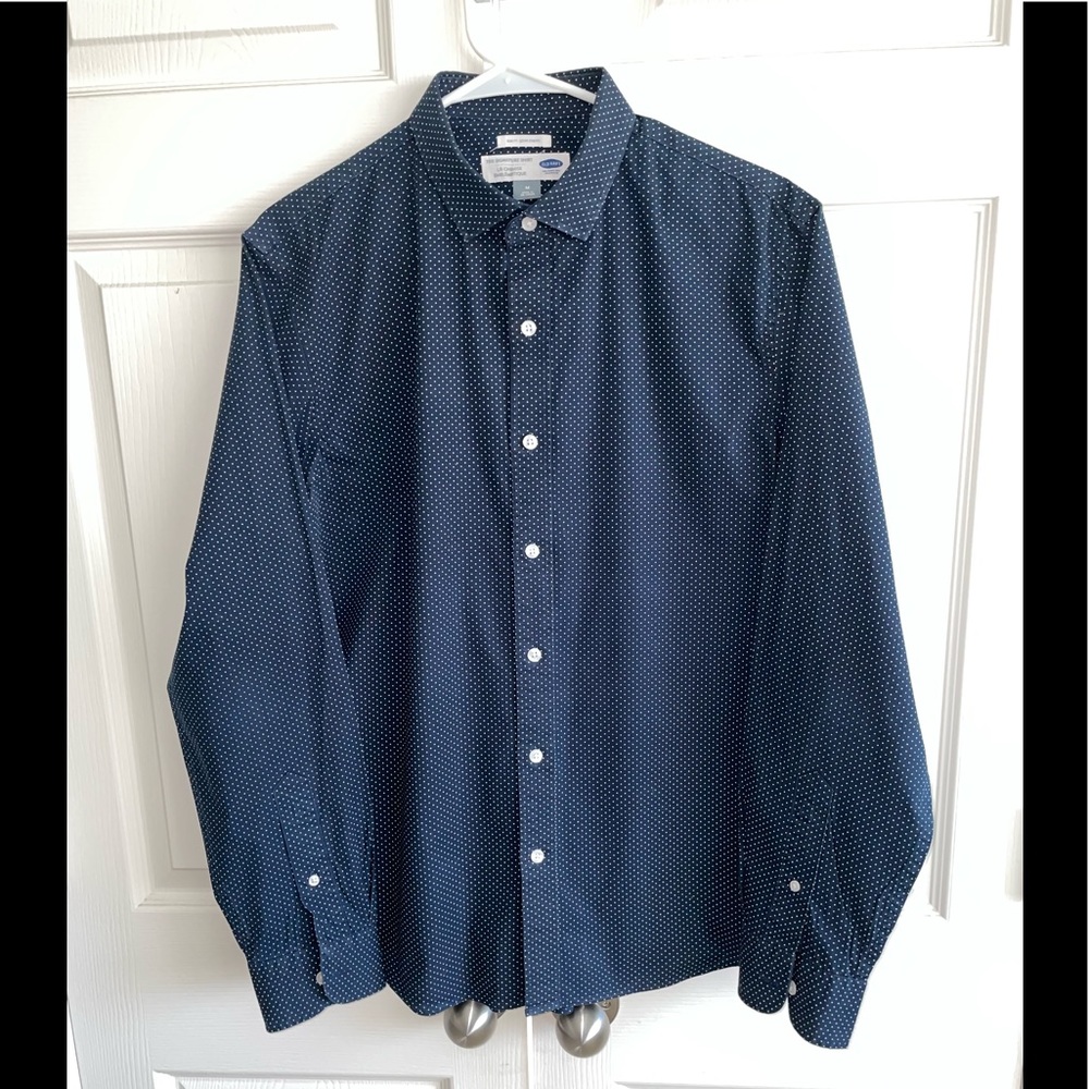 Old Navy Cotton/Spandex Blend Signature Shirt Slim Fit